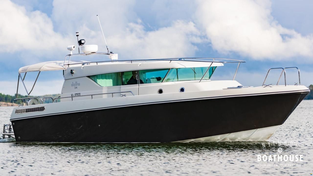 Delta Powerboats 34 SW