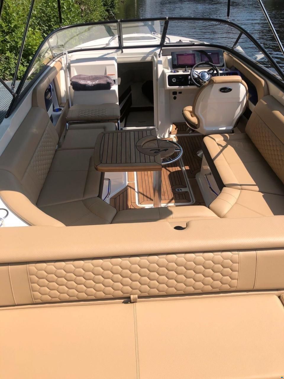 Sea Ray 250 SunSport