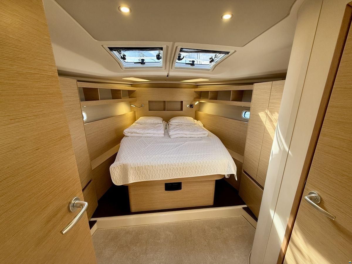 Hanse 458
