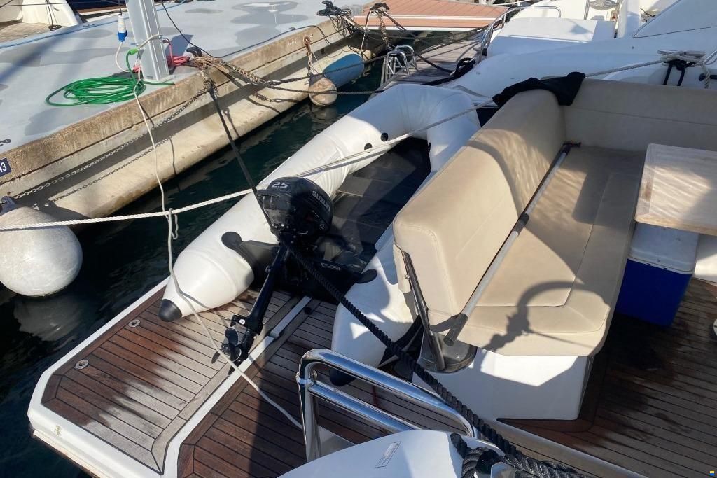 Sealine S330