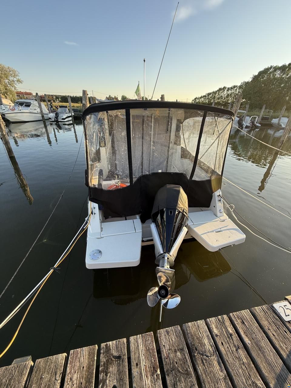 Quicksilver 755 Weekend