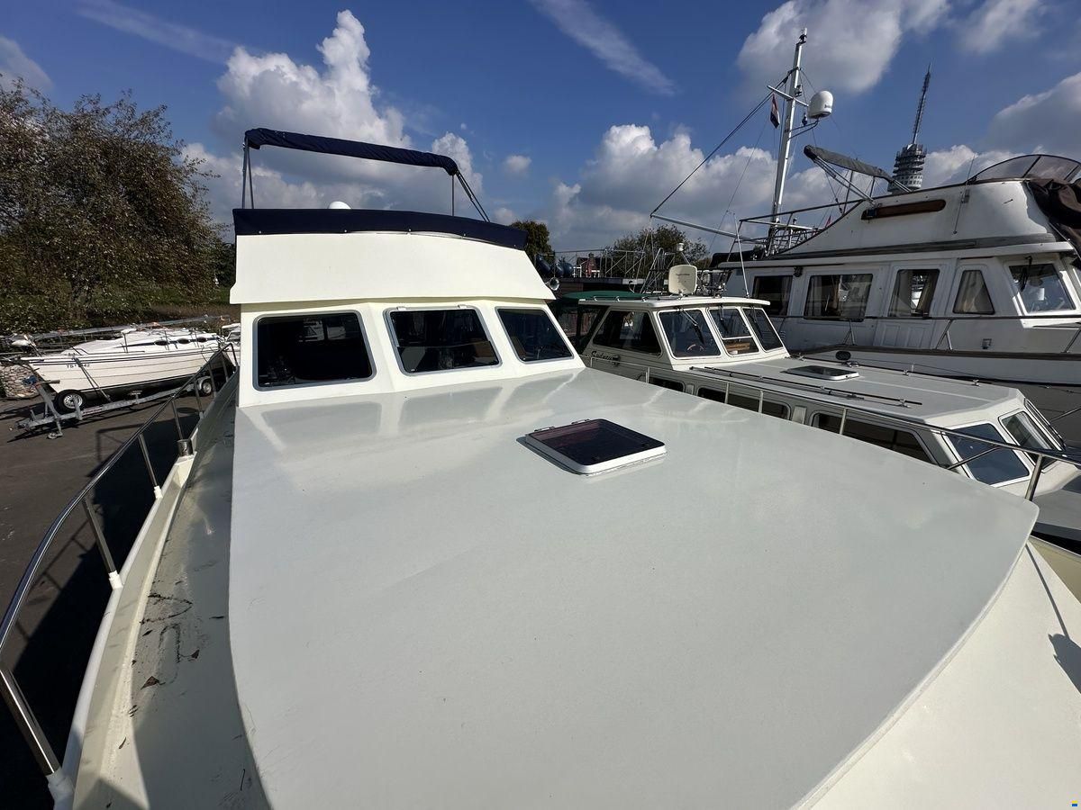 Bouman 1350 Fly