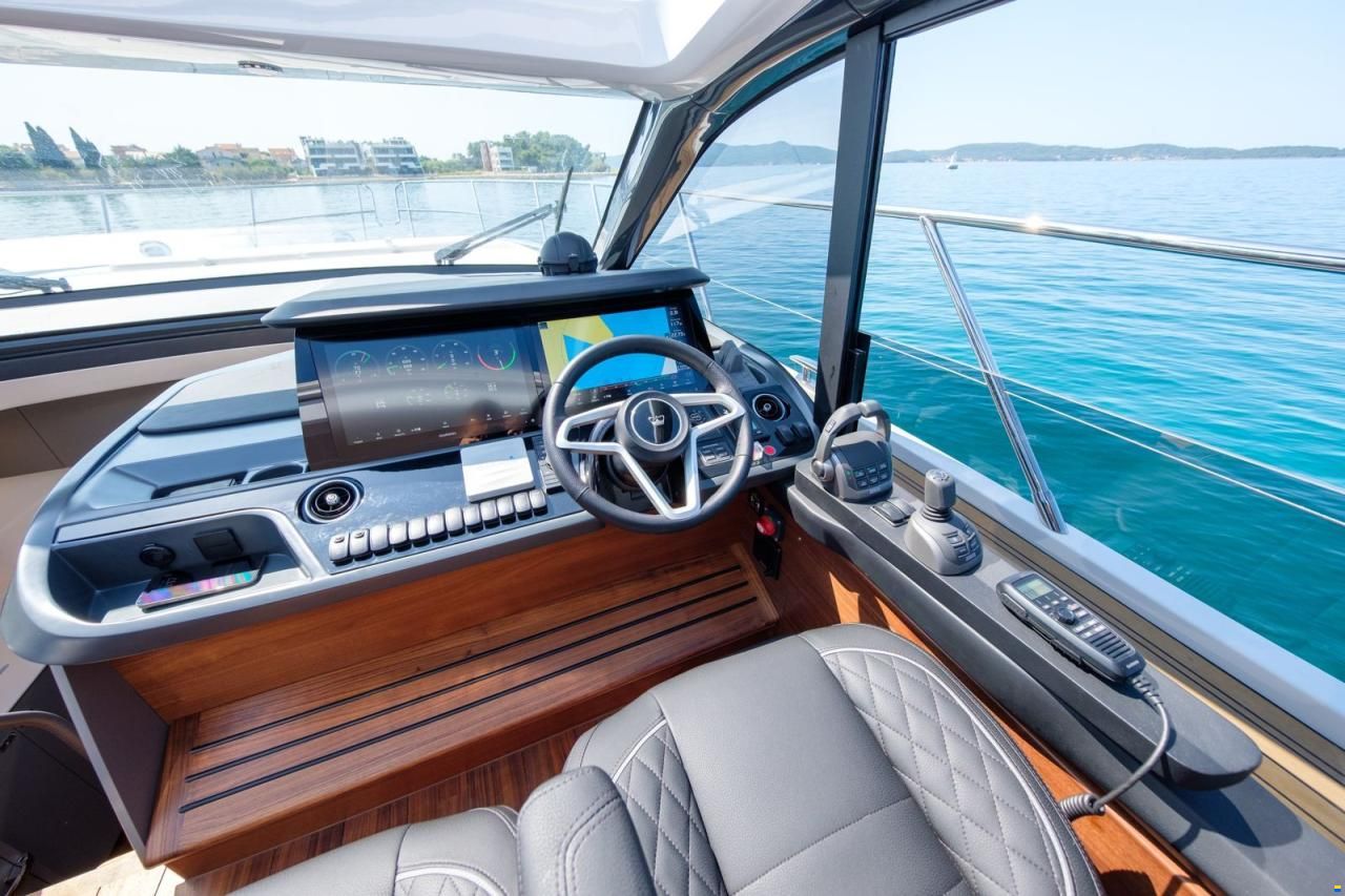 Princess V50