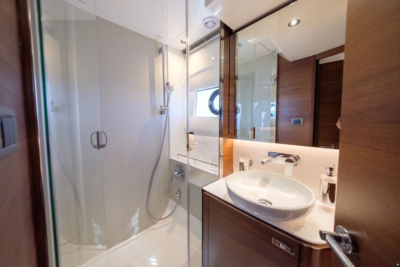 Princess V50