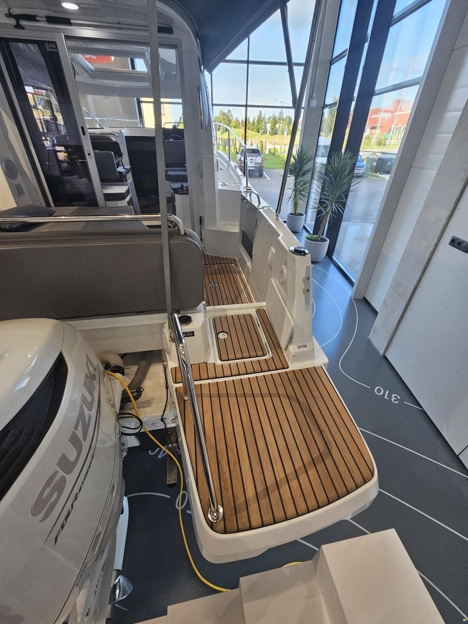 Beneteau Antares 8 OB V2