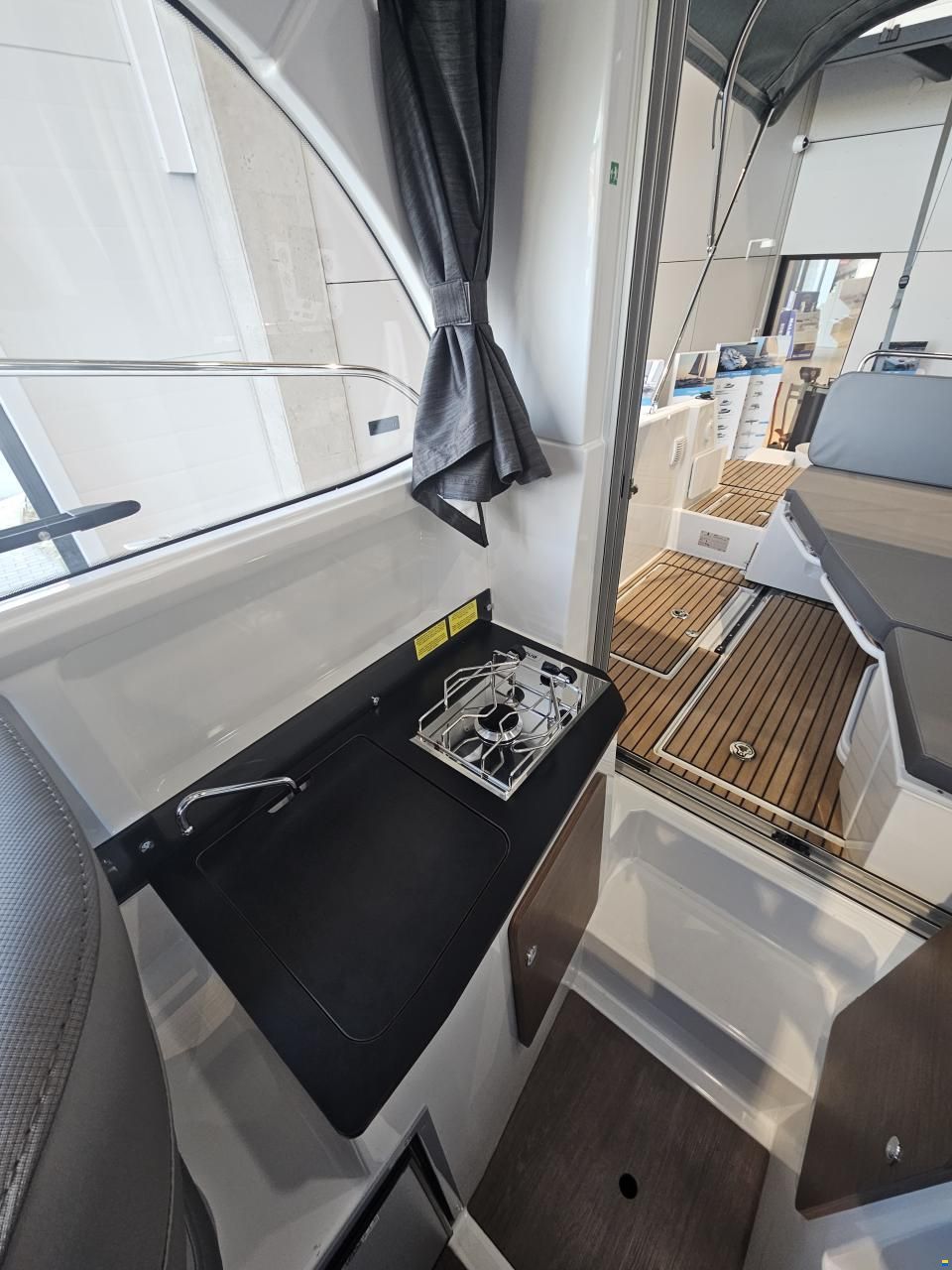 Beneteau Antares 8 OB V2