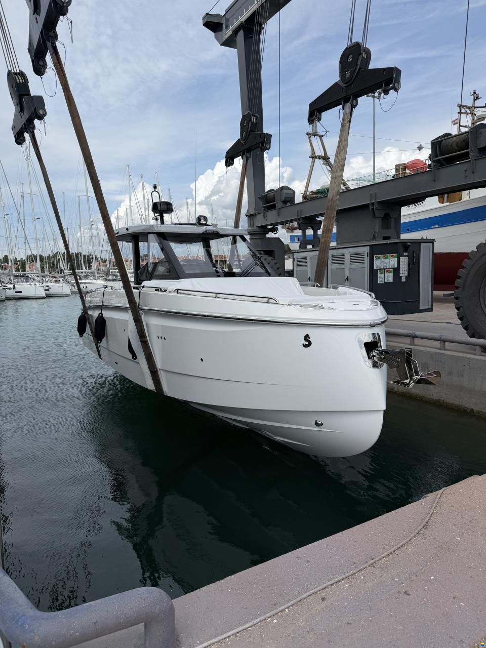 Beneteau GRAN TURISMO 35