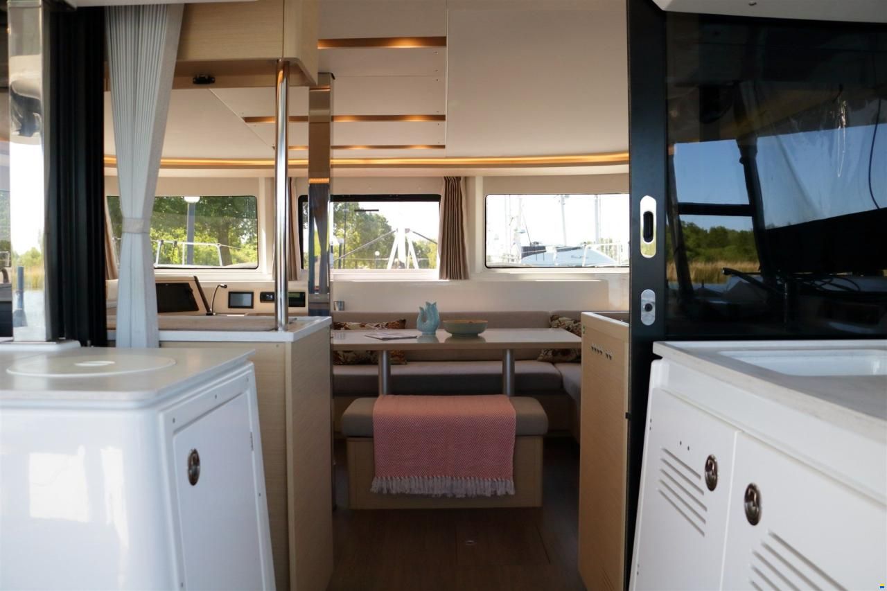 Lagoon 46