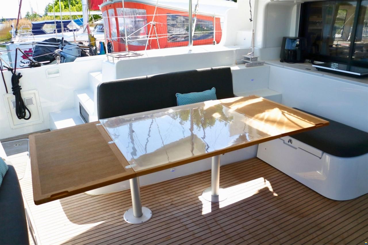 Lagoon 46