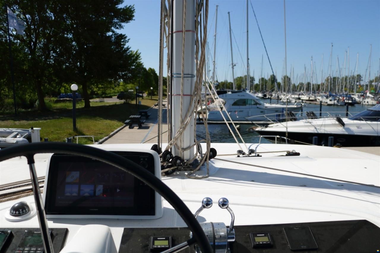 Lagoon 46