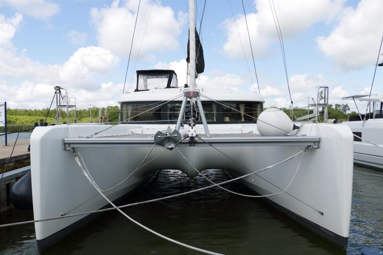 Lagoon 40