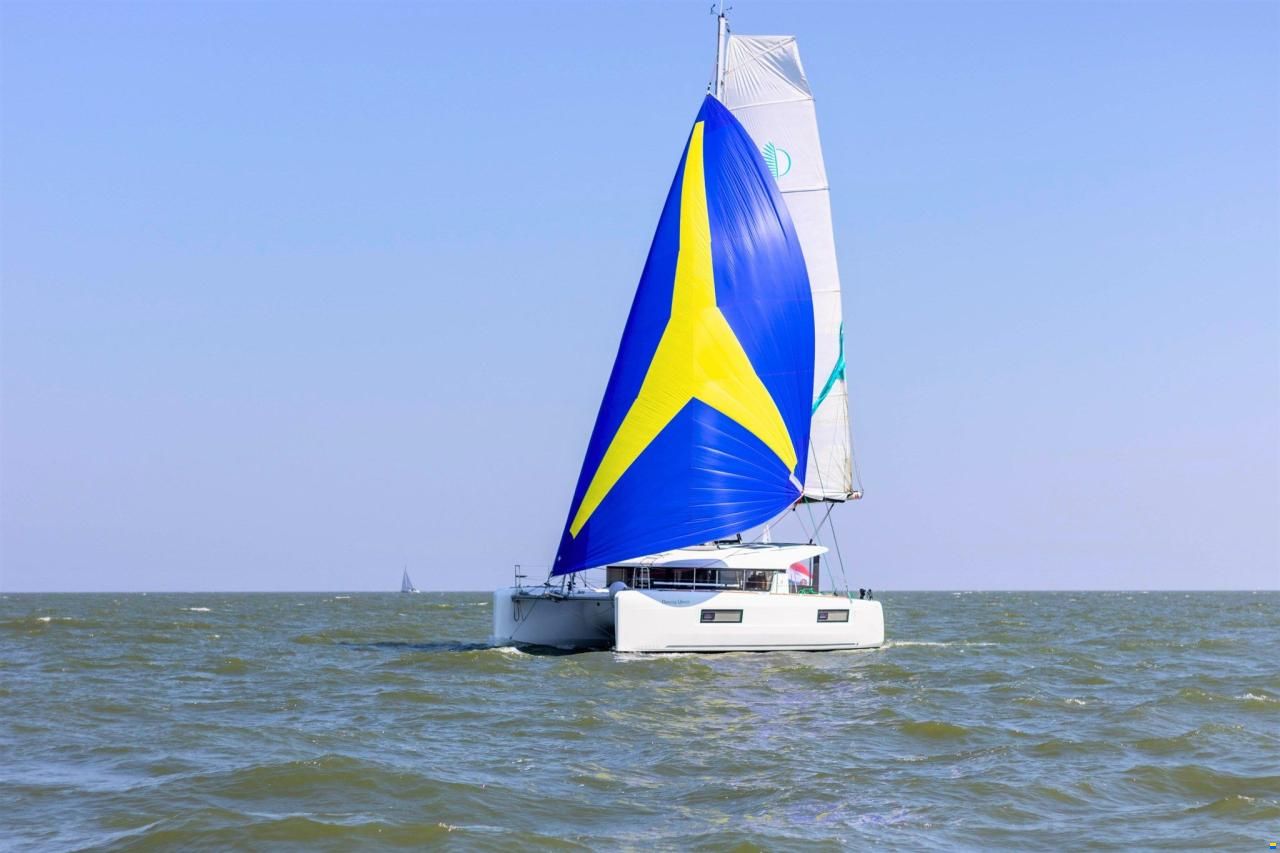 Lagoon 40