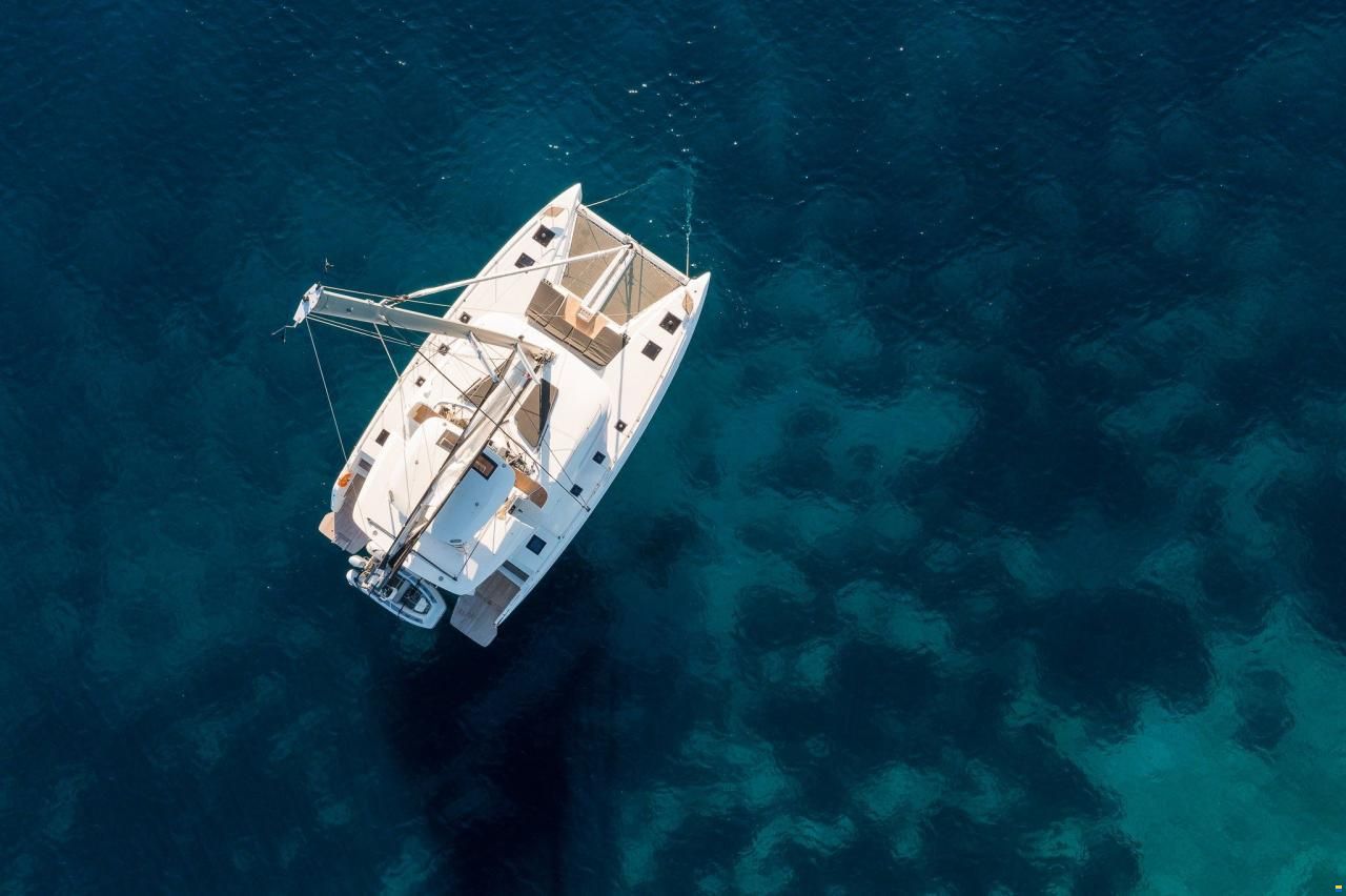Lagoon 51