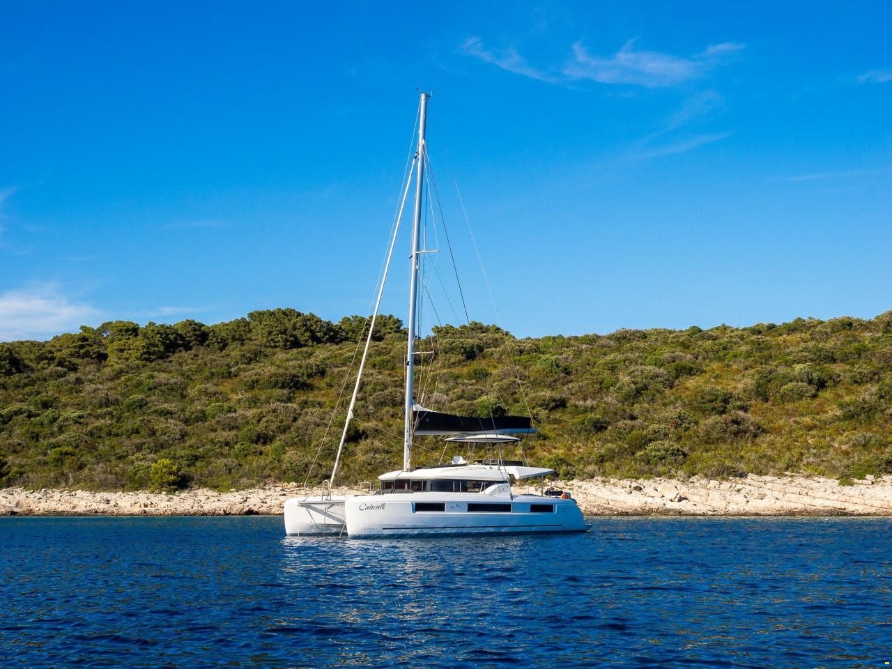 Lagoon 51