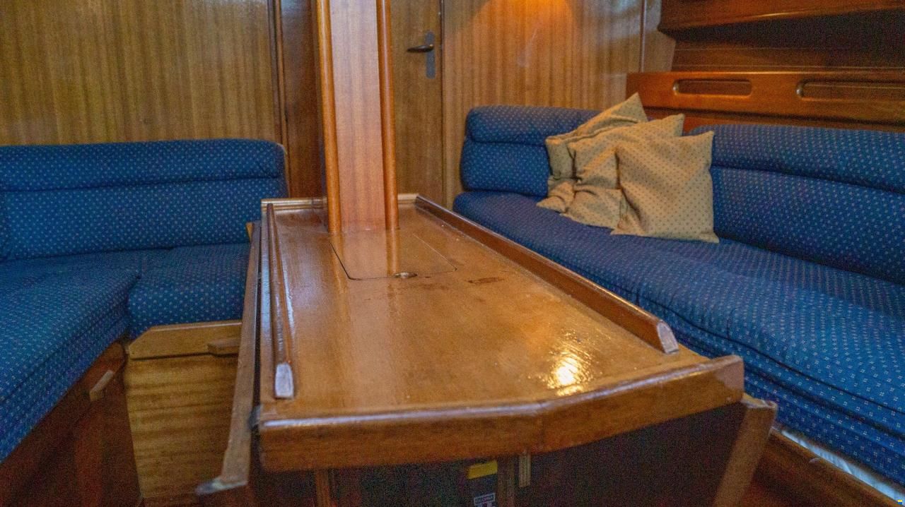 Bavaria 38