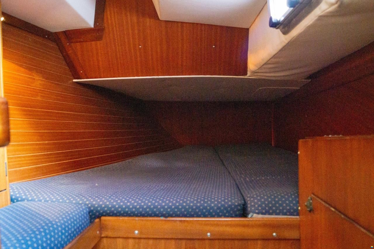 Bavaria 38