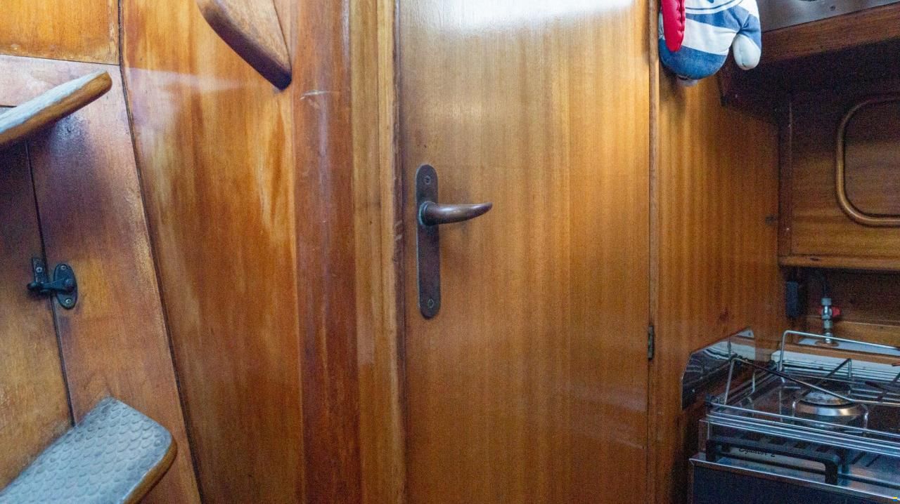 Bavaria 38