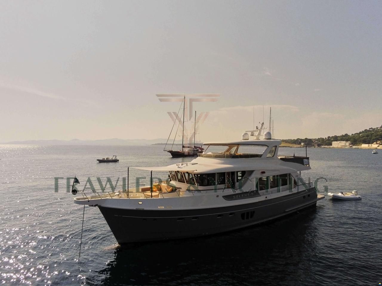 Selene 72 explorer