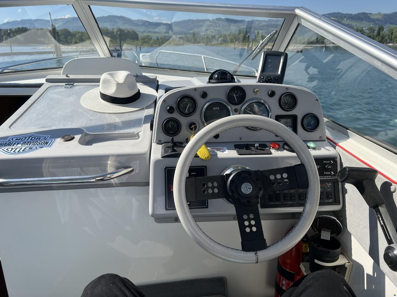 Sealine 220 Corall