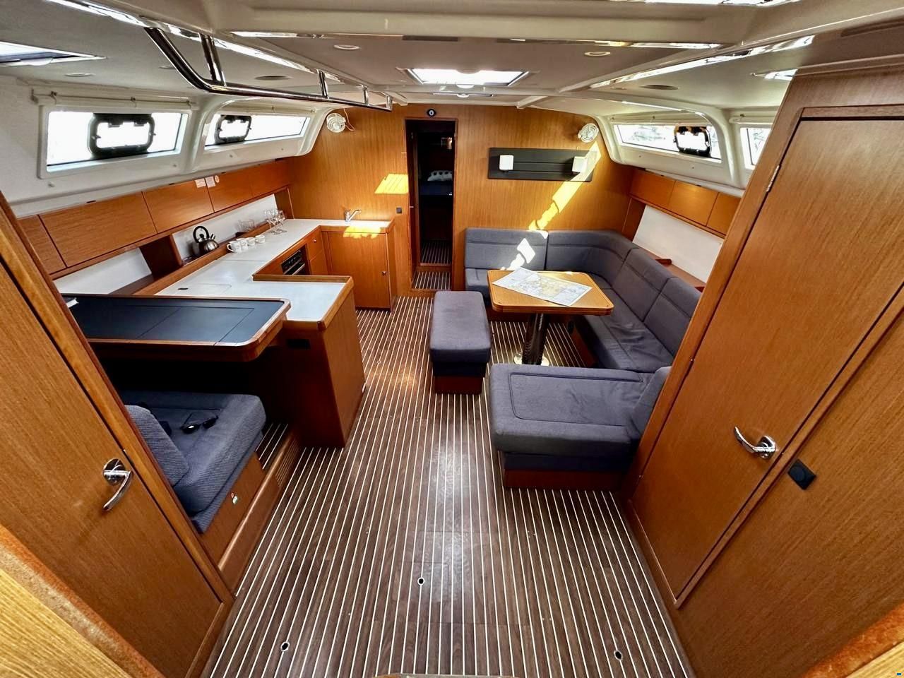 Bavaria Cruiser 51