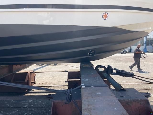 Sea Ray 320 Sundancer