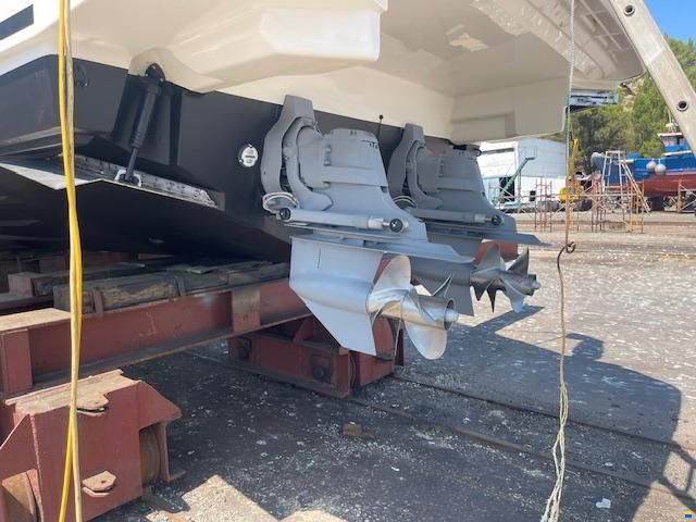 Sea Ray 320 Sundancer