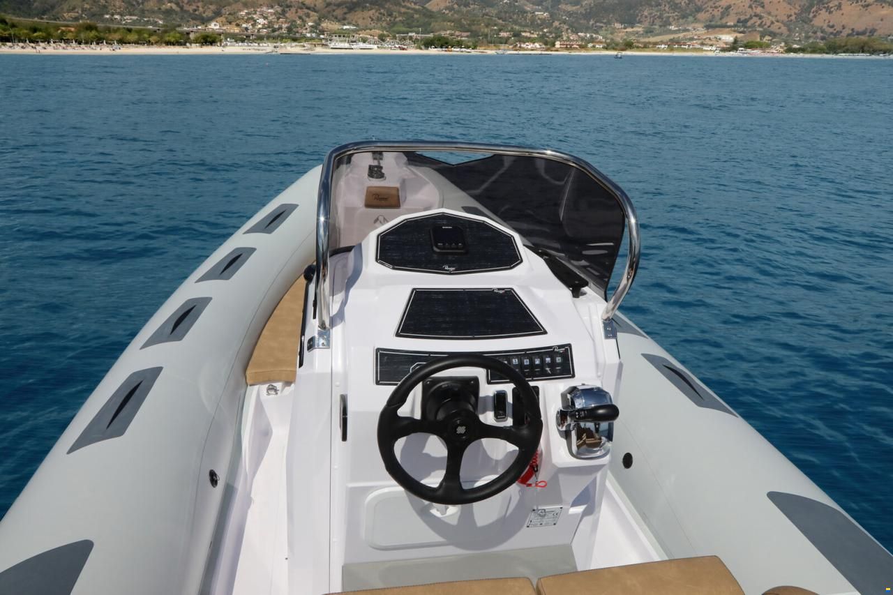 Ranieri GOMMONE RANIERI CAYMAN 23.0 Sport TOURIN