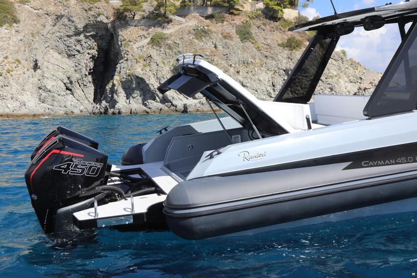 Ranieri GOMMONE RANIERI CAYMAN 45.0 CRUISER