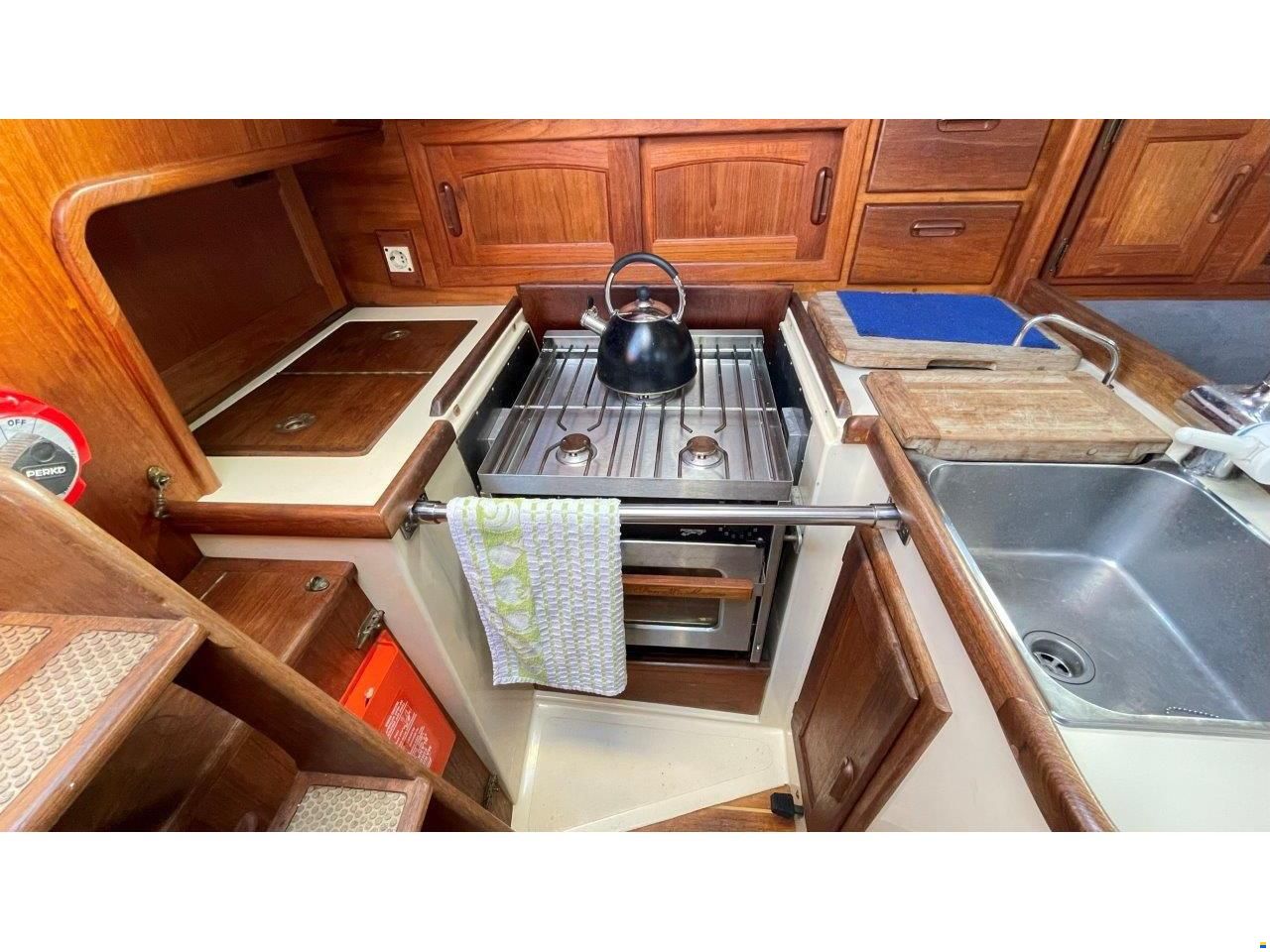 Pacific Seacraft 34
