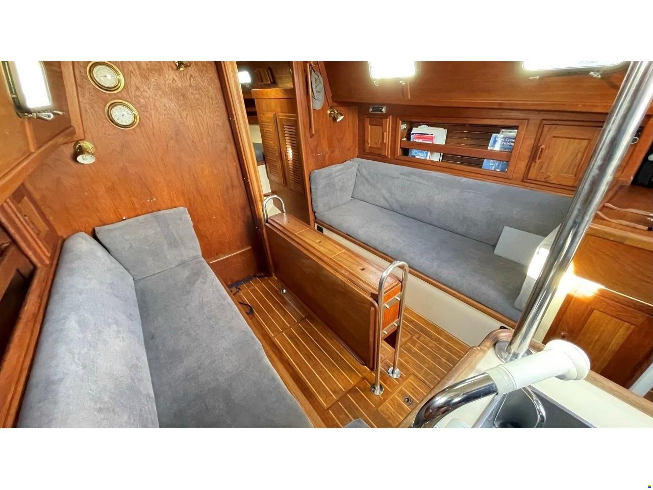 Pacific Seacraft 34