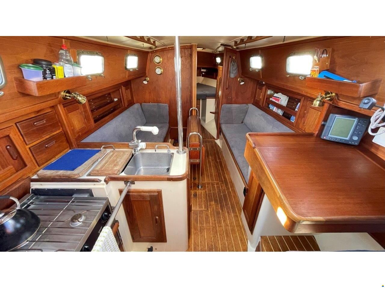 Pacific Seacraft 34