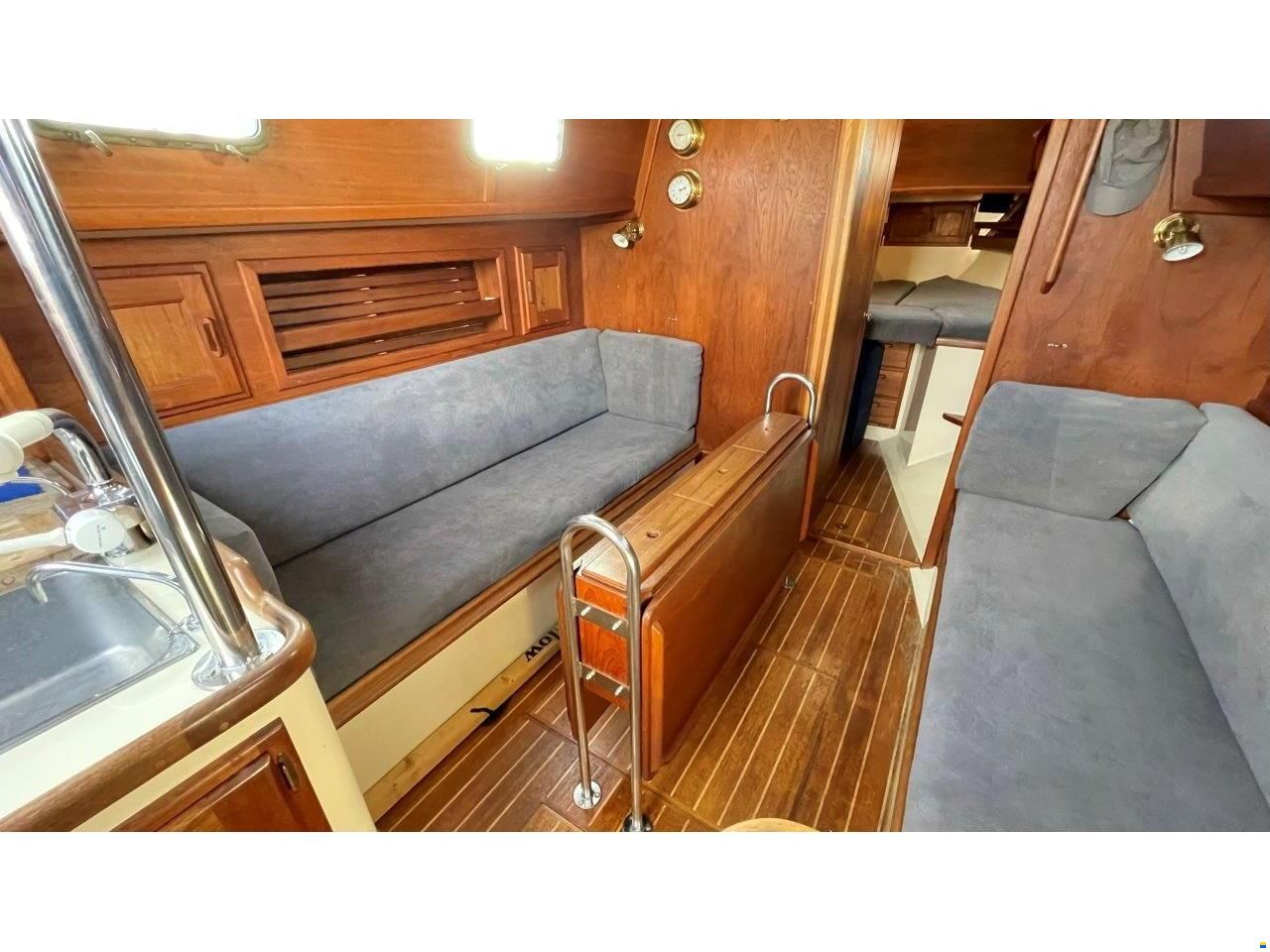 Pacific Seacraft 34
