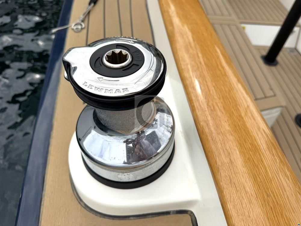 Leonardo Yachts Eagle 38