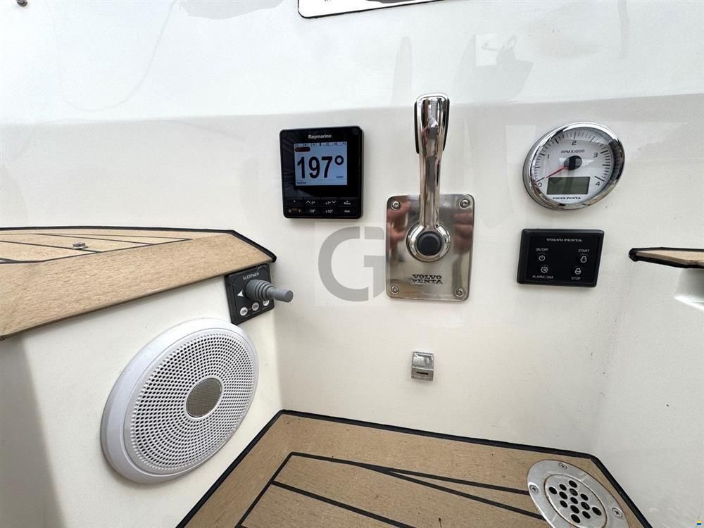 Leonardo Yachts Eagle 38