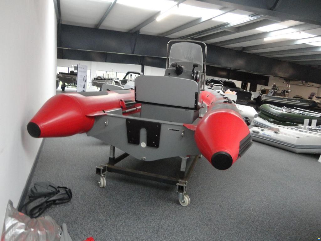 Adventure Vesta 550