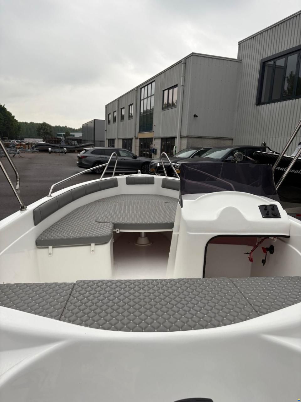 Booi boat 470