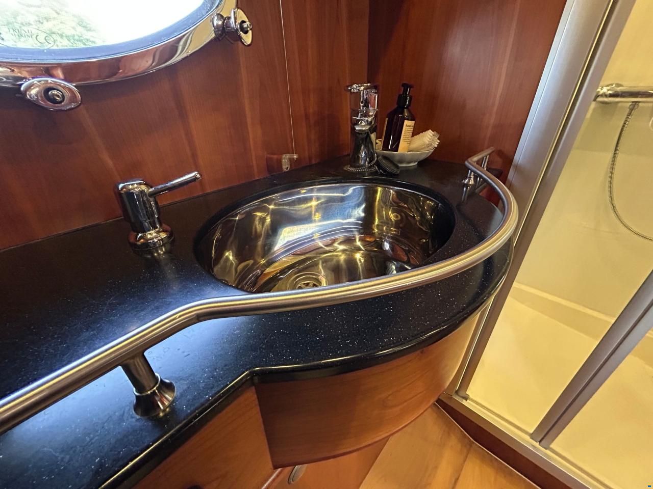 Atlantic Yachts 460