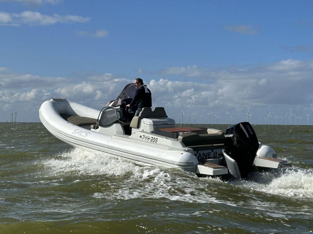 SACS Strider 900
