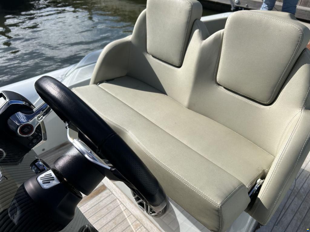 SACS Strider 900