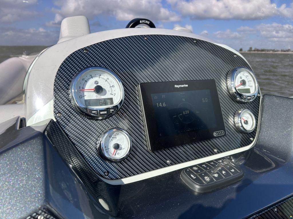 SACS Strider 900