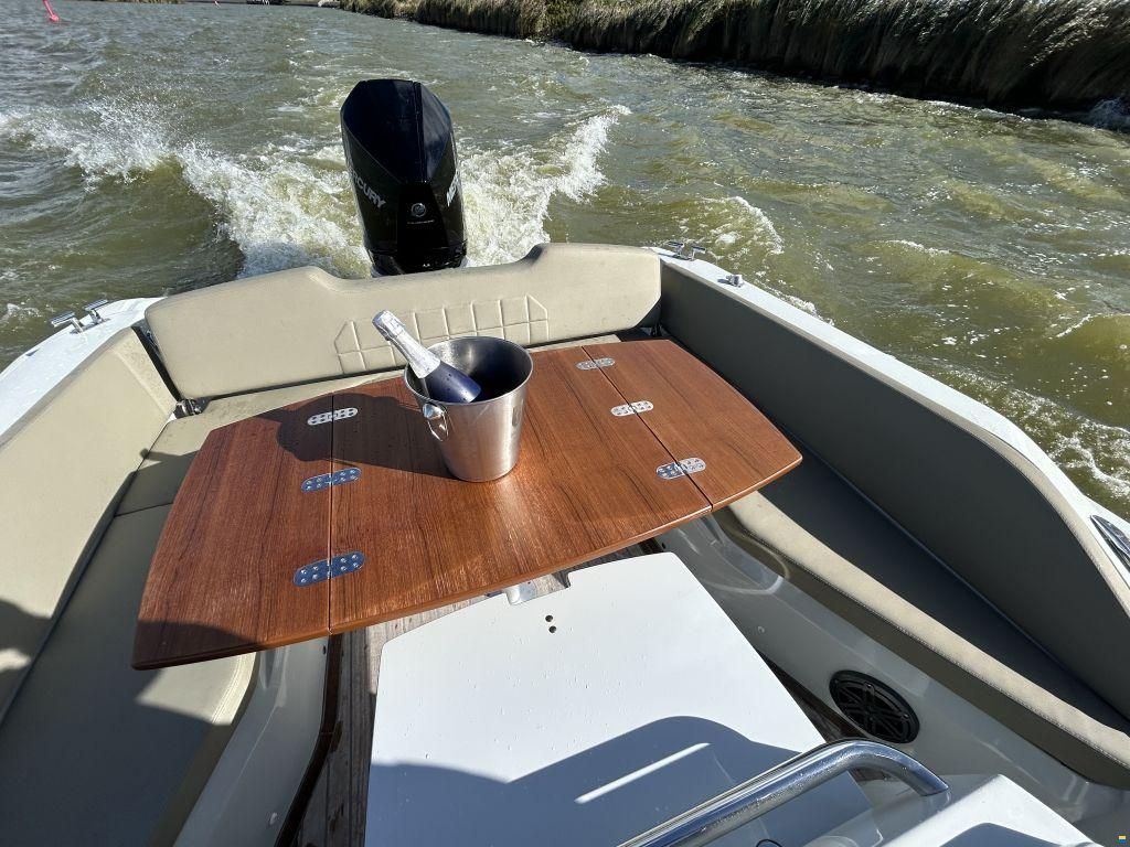 SACS Strider 900