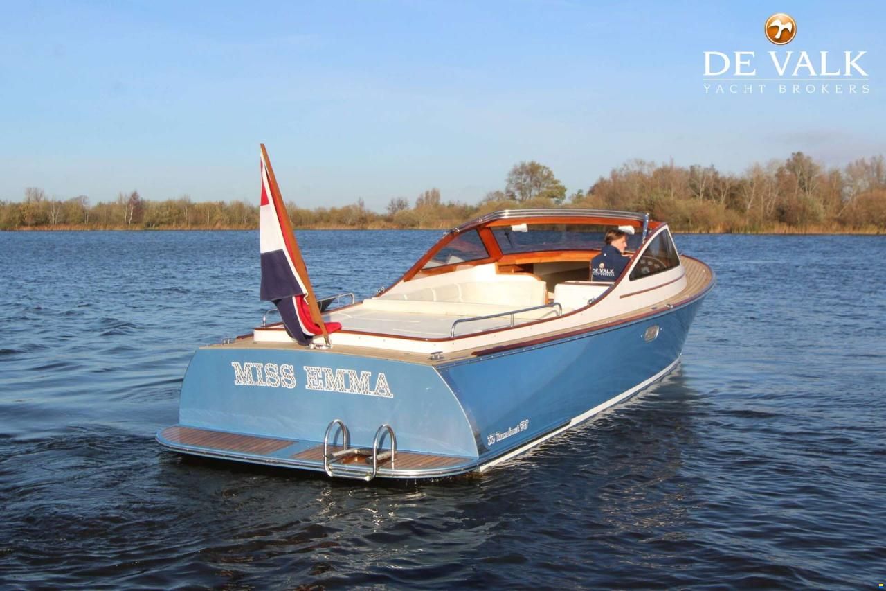 Long Island 33 Runabout