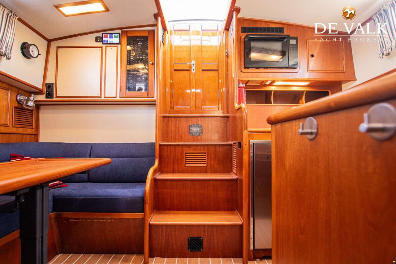 Grand Banks 38 Eastbay EX
