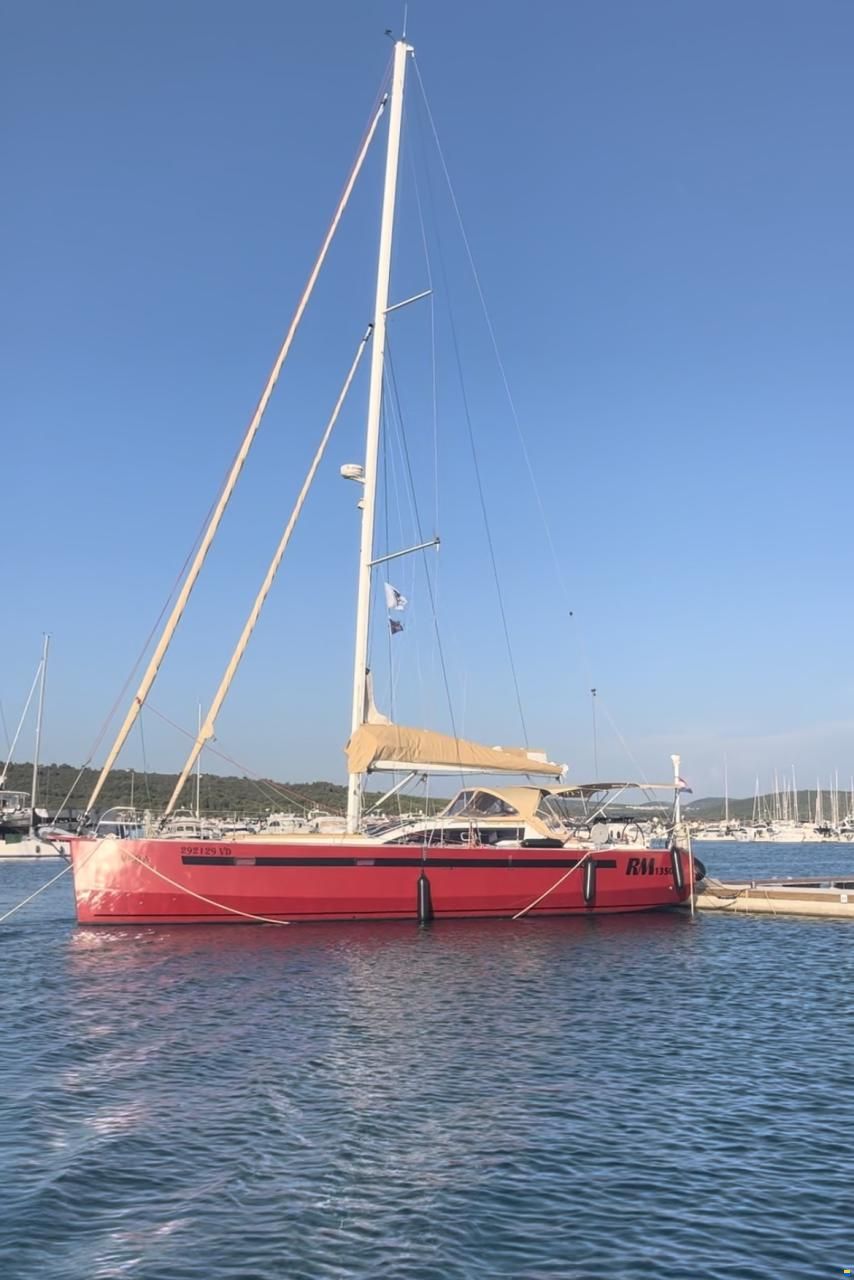 RM Yachts RM 1350