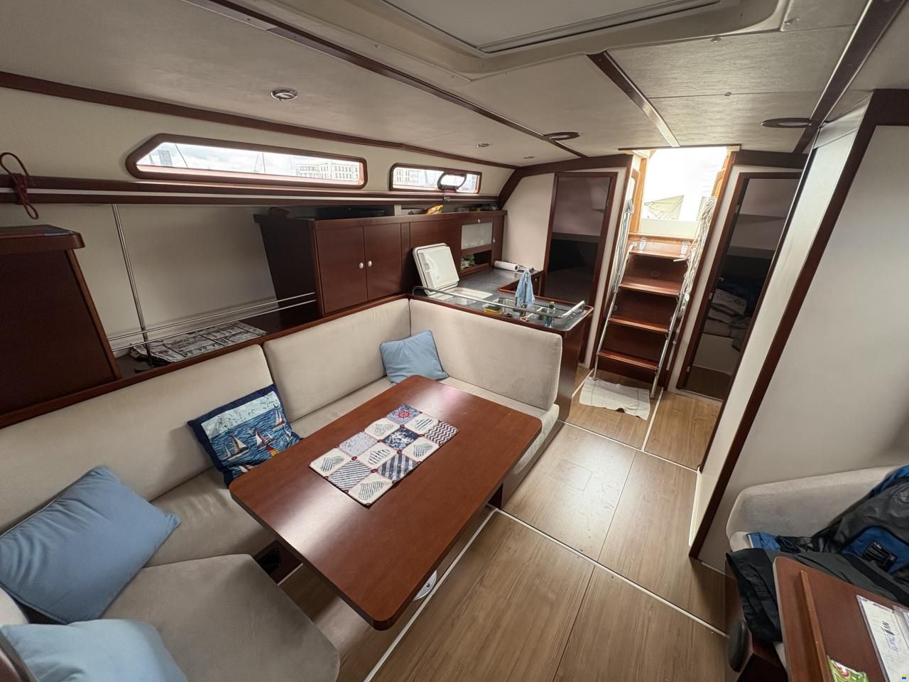 Hanse 400