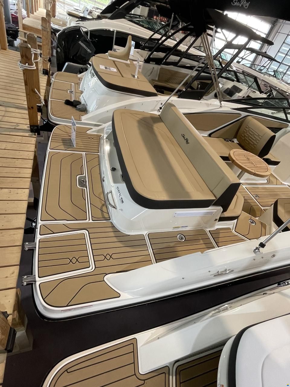 Sea Ray 210 SPXE