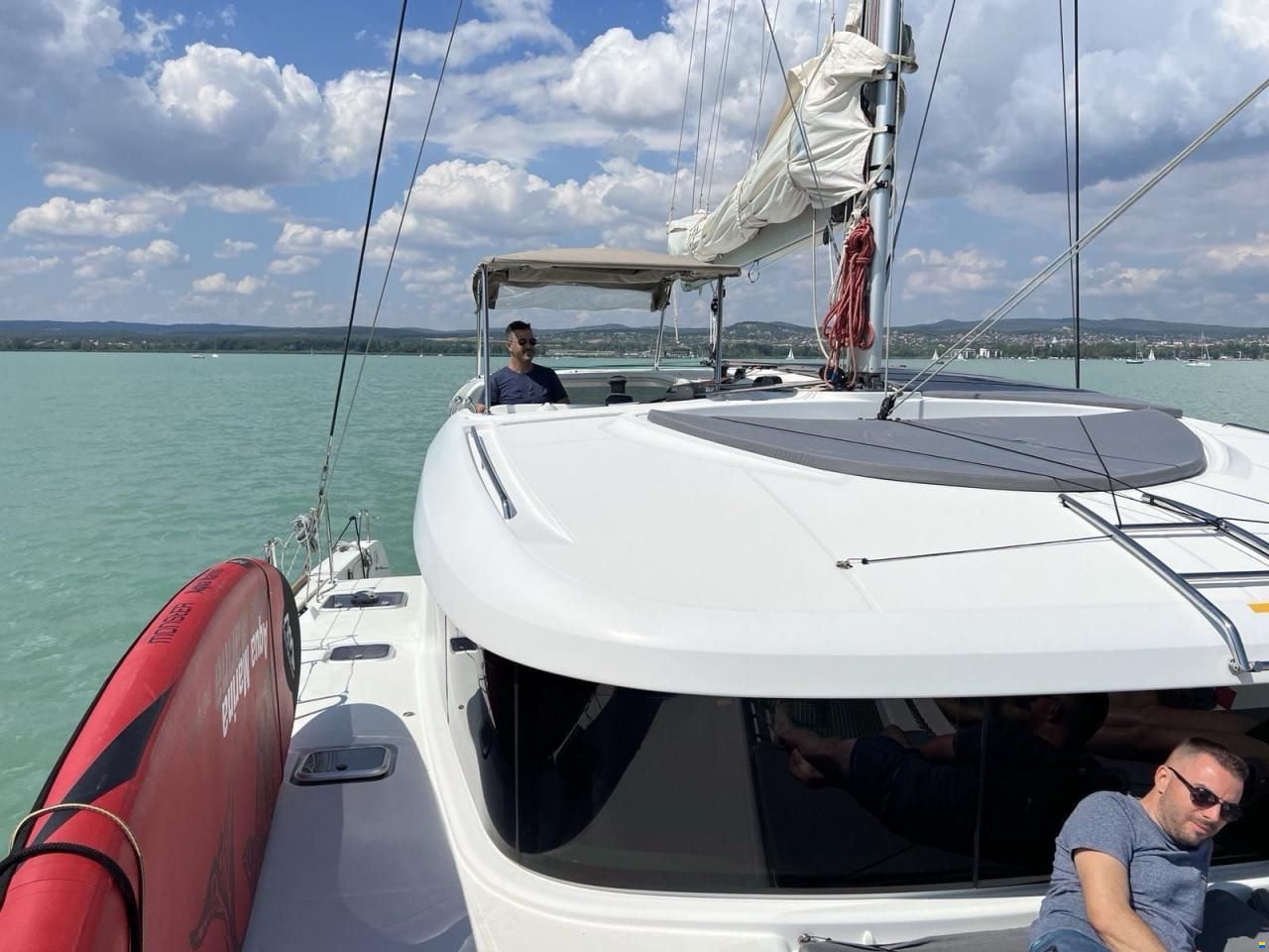 Lagoon 39