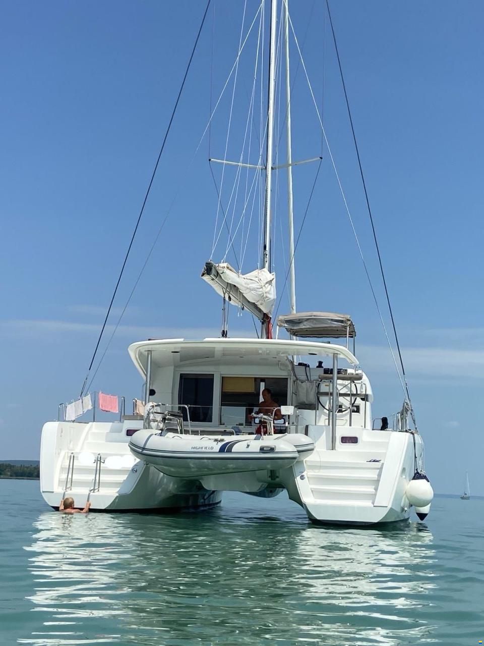 Lagoon 39