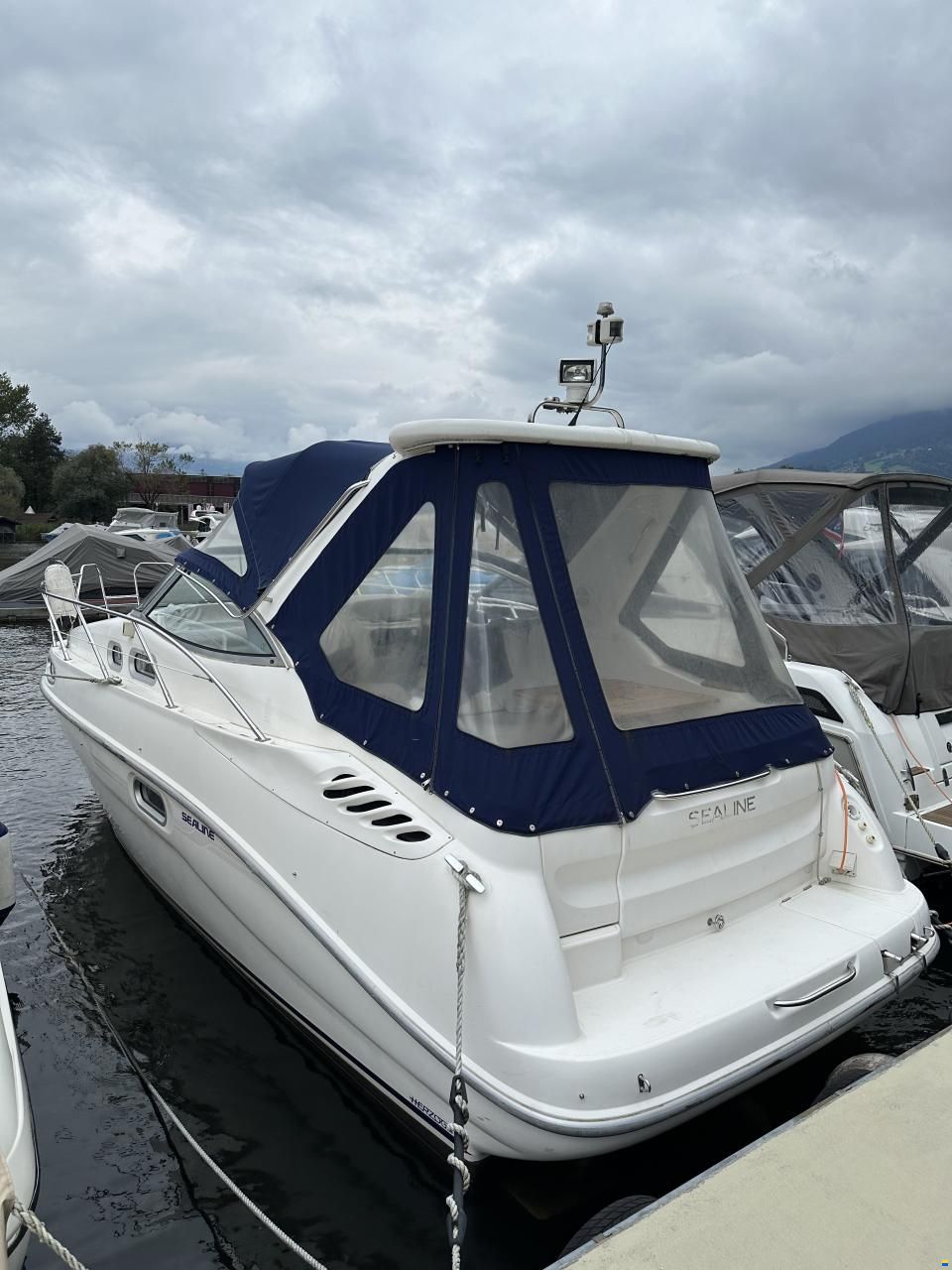Sealine S 28