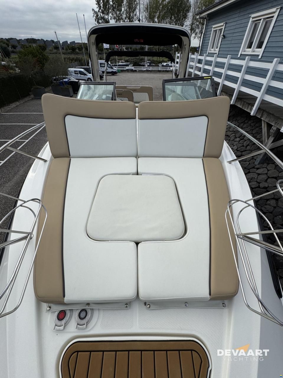 Bayliner Ciera 8